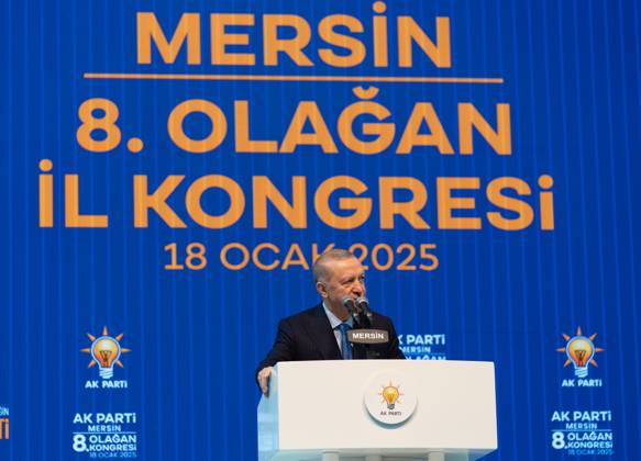 Turkish President Recep Tayyip Erdogan MERSIN, TURIYE - JANUARY 18: Turkish President and leader of the Justice and Development (AK) Party Recep Tayyip Erdogan makes a speech during the AK Party’s 8th Ordinary Provincial Congress at Servet Tazegul Sports Hall in Mersin, Turkiye on January 18, 2025. Mersin Turkey. Editorial use only. Please get in touch for any other usage.  Copyright: x2025xAnadoluxEminxSansarx