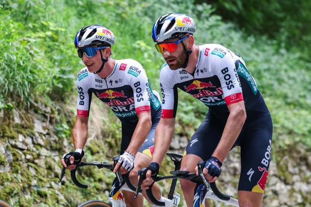 Cycling UCI ProSeries Men Elite LIDL Deutschland Tour 2025 Stage 2 Herford Arnsberg on 22 08 2025 Florian Lipowitz RED BULL BORA HANSGROHE , left Jordi Meeus RED BULL BORA HANSGROHE , right xJRx