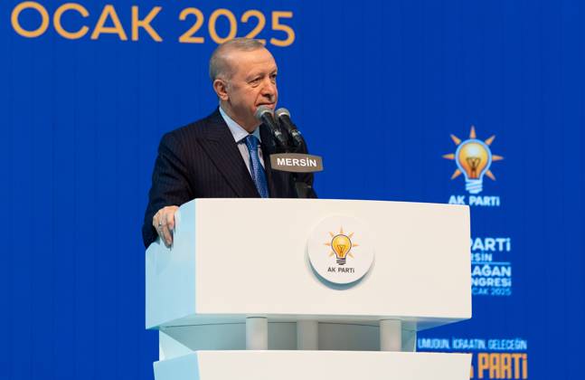 Turkish President Recep Tayyip Erdogan MERSIN, TURIYE - JANUARY 18: Turkish President and leader of the Justice and Development (AK) Party Recep Tayyip Erdogan makes a speech during the AK Party’s 8th Ordinary Provincial Congress at Servet Tazegul Sports Hall in Mersin, Turkiye on January 18, 2025. Mersin Turkey. Editorial use only. Please get in touch for any other usage.  Copyright: x2025xAnadoluxEminxSansarx