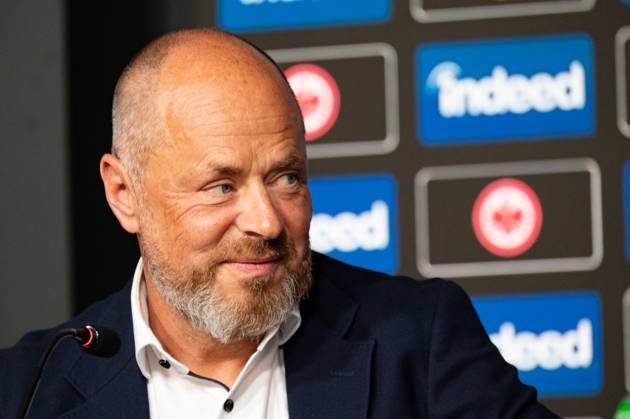 2025 08 22 xVVx Soccer 1 Bundesliga Eintracht Frankfurt season kick-off press conference with CEO Axel Hellmann v l , Indeed Frank Hensgens is satisfied, speaks to the journalists DFL DFB REGULATIONS PROHIBIT ANY USE OF PHOTOGRAPHS as IMAGE SEQUENCES and or QUASI VIDEO Copyright: JoaquimxFerreira