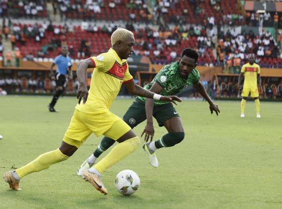 Nigeria v Angola - Africa Cup of Nations ABIDJAN, IVORY COAST - FEBRUARY 02: Zaidu Sanusi (R) of Nigeria in action against Gilberto (L) of Angola during the Africa Cup of Nations quarterfinal match between Nigeria and Angola at Felix Houphouet Boigny Stadium in Abidjan, Ivory Coast on February 02, 2024. Côte d Ivoire World. Editorial use only. Please get in touch for any other usage. Copyright: x2025xAnadoluxYvanxGabonx