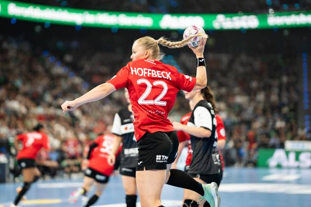 Handball, Women, DHB Cup, HSG Blomberg-Lippe - Thüringer HC