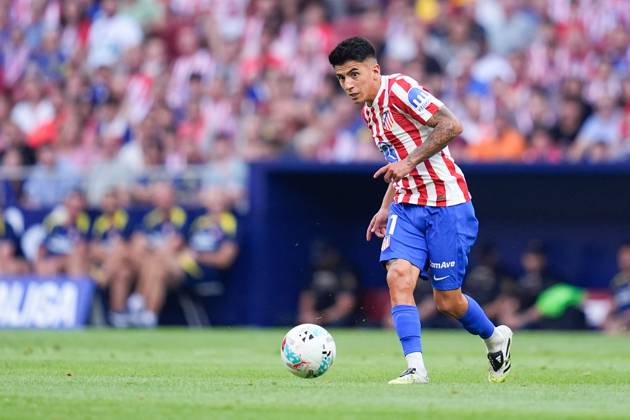 August 23, 2025, Madrid, Madrid, Spain: Thiago Almada of Atletico de Madrid in action during the Spanish League, LaLiga EA Sports, football match played between Atletico de Madrid and Elche CF at Riyadh Air Metropolitano stadium on August 23, 2025, in Madrid, Spain. Madrid Spain - ZUMAa181 20250823_zaa_a181_185 Copyright: xDennisxAgyemanx