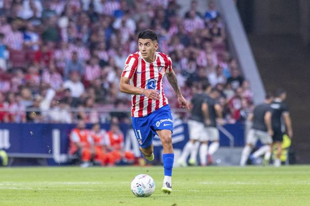 August 23, 2025, Madrid, Madrid, Spain: THIAGO ALMADA of ATLETICO DE MADRID during the match belonging to La Liga season 25 26 EA soccer â€oeATLETICO DE MADRID - ELCHE C.F.†held on August 23, 2025, at the Riyadh Air Metropolitano, Madrid, Spain. Madrid Spain - ZUMAc312 20250823_zsp_c312_161 Copyright: xOscarxManuelxSanchezx