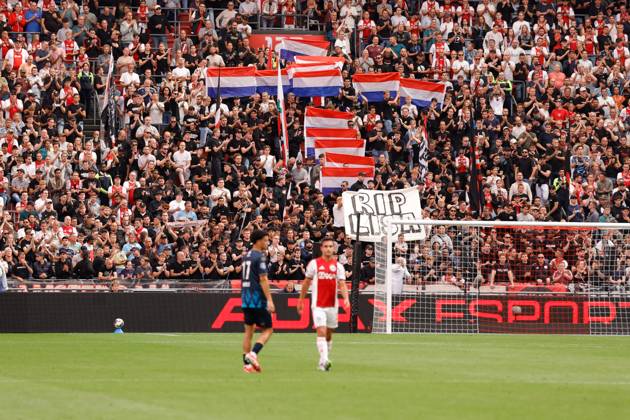Eredivisie: AFC Ajax Amsterdam v Heracles Almelo Amsterdam - Banner fans of AJAX Amsterdam during the third round of the 2025 2026 Eredivisie season. The match is set between AFC Ajax Amsterdam and Heracles Almelo at Johan Cruijff ArenA on 24 August 2025 in Amsterdam, The Netherlands. (VK Sportphoto Raymond Smit) Copyright: xRaymondxSmitx