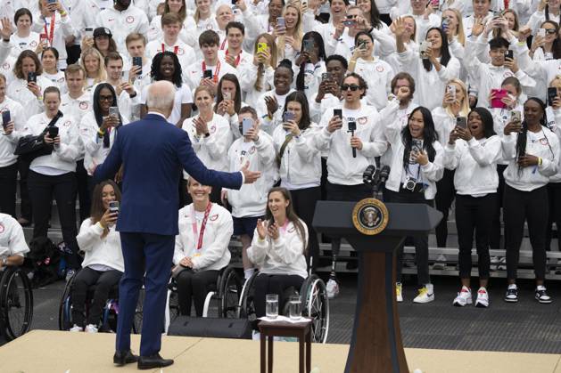 May 4, 2022, Washington, District of Columbia, USA: United States President Joe Biden welcomes Team USA to the White House to celebrate their participation Tokyo 2020 Summer Olympic and Paralympic Games and Beijing 2022 Winter Olympic and Paralympic Games, at the White House in Washington, DC on May 4, 2022 Copyright: xChrisxKleponisx