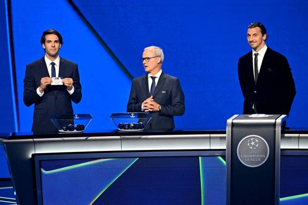 Kaka, Giorgio Marchetti, le secrétaire général de l UEFA, et Zlatan Ibrahimovic durant le tirage au sort de la phase de ligue de la Champions League 2025 - 2026, au Grimaldi Forum à Monaco, le 28 août 2025 Bruno Bebert Bestimage Draw for the group stage of the 2025–2026 UEFA Champions League at the Grimaldi Forum in Monaco on august 28th 2025 Monaco Monaco Copyright: xBrunoxBebertx xBestimagexBrunoxBebertx xBestimagex