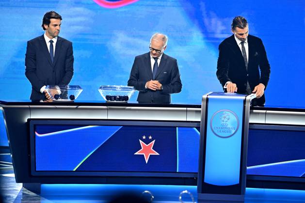 Kaka, Giorgio Marchetti, le secrétaire général de l UEFA, et Zlatan Ibrahimovic durant le tirage au sort de la phase de ligue de la Champions League 2025 - 2026, au Grimaldi Forum à Monaco, le 28 août 2025 Bruno Bebert Bestimage Draw for the group stage of the 2025–2026 UEFA Champions League at the Grimaldi Forum in Monaco on august 28th 2025 Monaco Monaco Copyright: xBrunoxBebertx xBestimagexBrunoxBebertx xBestimagex