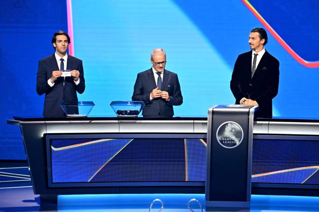 Kaka, Giorgio Marchetti, le secrétaire général de l UEFA, et Zlatan Ibrahimovic durant le tirage au sort de la phase de ligue de la Champions League 2025 - 2026, au Grimaldi Forum à Monaco, le 28 août 2025 Bruno Bebert Bestimage Draw for the group stage of the 2025–2026 UEFA Champions League at the Grimaldi Forum in Monaco on august 28th 2025 Monaco Monaco Copyright: xBrunoxBebertx xBestimagexBrunoxBebertx xBestimagex