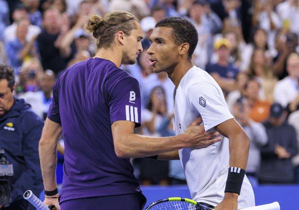 August 30, 2025, Flushing Meadows, New York, USA: Felix Auger-Aliassime shakes hands with Alexander Zverev after winning his match on Day 7 of the 2025 US Open at USTA Billie Jean King National Tennis Center on Saturday August 30, 2025 in the Flushing neighborhood of the Queens borough of New York City. JAVIER ROJAS PI Flushing Meadows USA - ZUMAp124 20250830_zaa_p124_155 Copyright: xJavierxRojasx