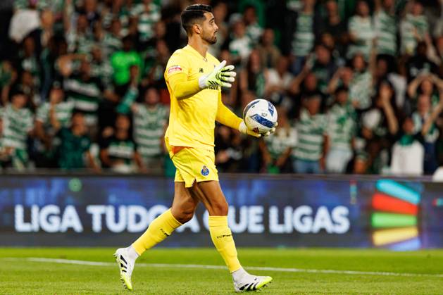 Diogo Costa seen during Liga Portugal game between teams of Sporting CP and FC Porto (Maciej Rogowski Ball Raw Images) Lisbon Estadio Jose Alvalade Portugal Copyright: xMaciejxRogowskix scpfcp2526-225