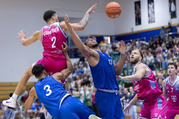 Basketball, Test match, Frankfurt Skyliners - Telekom Baskets Bonn