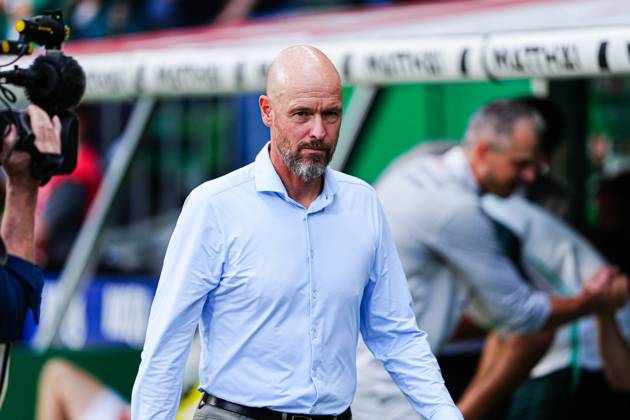 Erik ten Hag Bayer 04 Leverkusen, Coach GER, SV Werder Bremen vs Bayer 04 Leverkusen, Football, Bundesliga, Matchday 2, Season 2025 2026, 30 08 2025 DFL REGULATIONS PROHIBIT ANY USE OF PHOTOGRAPHS AS IMAGE SEQUENCES AND OR QUASI VIDEO GER, SV Werder Bremen vs Bayer 04 Leverkusen, Football, Bundesliga, Matchday 2, Season 2025 2026, 30 08 2025 Bremen Copyright: xEibner-Pressefoto MarcelxvonxFehrnx EP_MFN