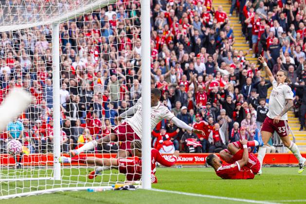 Football - FA Premier League - Liverpool FC v Arsenal FC LIVERPOOL, ENGLAND - Sunday, August 31, 2025: Liverpool s Hugo Ekitike shoots however it was ruled offsides during the FA Premier League match between Liverpool FC and Arsenal FC at Anfield. (Photo by David Rawcliffe Propaganda) LIVERPOOL Anfield MERSEYSIDE ENGLAND Copyright: xDavidxRawcliffex P2025-08-31-Liverpool_Arsenal-57