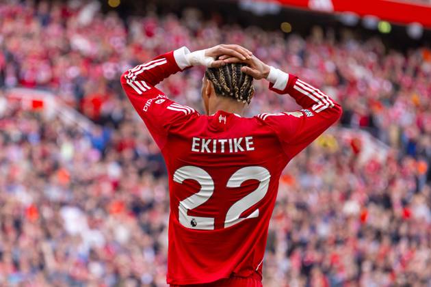 Football - FA Premier League - Liverpool FC v Arsenal FC LIVERPOOL, ENGLAND - Sunday, August 31, 2025: Liverpool s Hugo Ekitike in disbelief as his shot on goal was ruled off-side during the FA Premier League match between Liverpool FC and Arsenal FC at Anfield. (Photo by David Rawcliffe Propaganda) LIVERPOOL Anfield MERSEYSIDE ENGLAND Copyright: xDavidxRawcliffex P2025-08-31-Liverpool_Arsenal-59