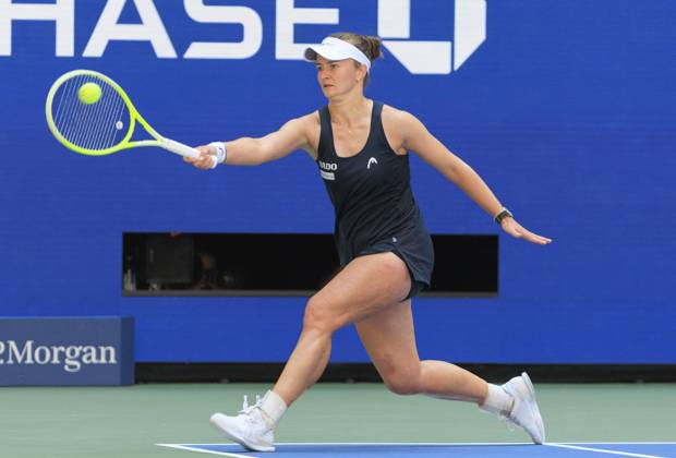 September 2, 2025, Flushing Meadows, New York, USA: Barbora Krejcikova hits a forehand return during a match against Jessica Pegula on Day 10 of the 2025 US Open at USTA Billie Jean King National Tennis Center on Tuesday September 2, 2025 in the Flushing neighborhood of the Queens borough of New York City. JAVIER ROJAS PI Flushing Meadows USA - ZUMAp124 20250902_zaa_p124_013 Copyright: xJavierxRojasx