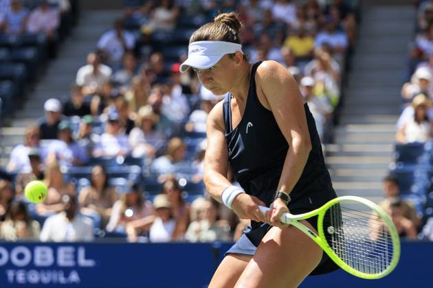 September 2, 2025, Flushing Meadows, New York, USA: Barbora Krejcikova hits a double backhand return during a match against Jessica Pegula on Day 10 of the 2025 US Open at USTA Billie Jean King National Tennis Center on Tuesday September 2, 2025 in the Flushing neighborhood of the Queens borough of New York City. JAVIER ROJAS PI Flushing Meadows USA - ZUMAp124 20250902_zaa_p124_021 Copyright: xJavierxRojasx