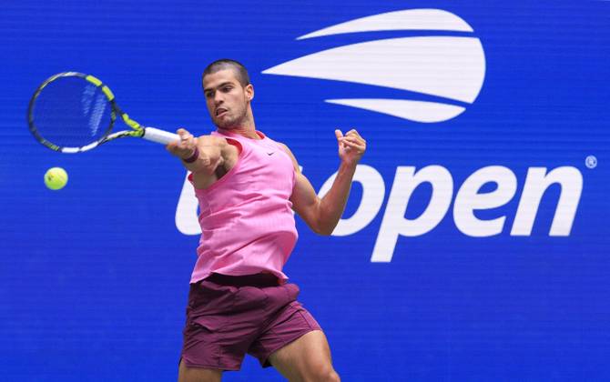 September 2, 2025, Flushing Meadows, New York, USA: Carlos Alcaraz hits a forehand return during a match against Jiri Lehecka on Day 10 of the 2025 US Open at USTA Billie Jean King National Tennis Center on Tuesday September 2, 2025 in the Flushing neighborhood of the Queens borough of New York City. JAVIER ROJAS PI Flushing Meadows USA - ZUMAp124 20250902_zaa_p124_046 Copyright: xJavierxRojasx