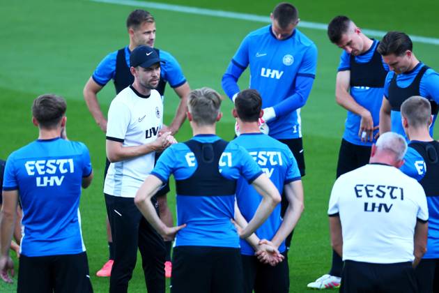 Football, World Cup qualifiers, Estonia national team, Press conference and training