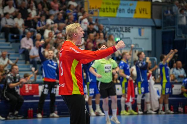 Daikin Handball Bundesliga, VfL Gummersbach MT Melsungen, 03 09 2025 Goalkeeper Bertram Obling VfL Gummersbach, 16 , Daikin Handball Bundesliga, VfL Gummersbach MT Melsungen, 03 09 2025, Schwalbe Arena, Gummersbach, Germany Copyright: xBEAUTIFULxSPORTS Henrichsx