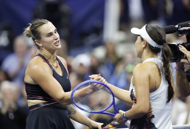 Aryna Sabalenka of Belarus (L) congratulates Jessica Pegula after defeating her in a Women s semifinal match at the 2025 US Open Tennis Championship at the USTA Billie Jean King National Tennis Center in New York City on Thursday, September 4, 2025. Sabalenka won 4-6, 6-3, 6-4.  NYP20250904831 JOHNxANGELILLO