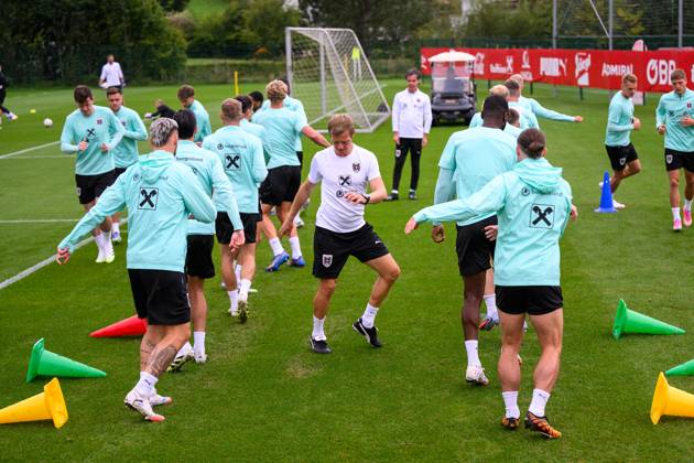 Football, World Cup qualifiers, Austrian national team, Training