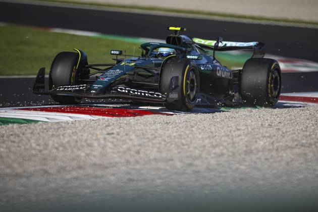 F1 - ITALIAN GRAND PRIX 2025 14 ALONSO Fernando (spa), Aston Martin F1 Team AMR24, action during the 2025 Formula 1 Pirelli Grand Premio d™Italia, 2025 Italian Grand Prix, 16th round of the 2025 FIA Formula One World Championship, WM, Weltmeisterschaft from September 5 to 7, 2025 on the Autodromo Nazionale Monza, in Monza, Italy - MonzaItaly Copyright: xXavixBonillax