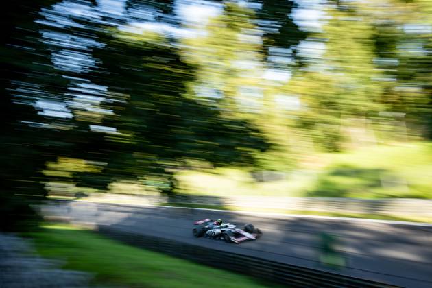 F1 - ITALIAN GRAND PRIX 2025 87 BEARMAN Ollie Oliver (gbr), Haas F1 Team VF-25 Ferrari, action during the 2025 Formula 1 Pirelli Grand Premio d™Italia, 2025 Italian Grand Prix, 16th round of the 2025 FIA Formula One World Championship, WM, Weltmeisterschaft from September 5 to 7, 2025 on the Autodromo Nazionale Monza, in Monza, Italy - MonzaItaly  Copyright: xALBERTOxVIMERCATIx