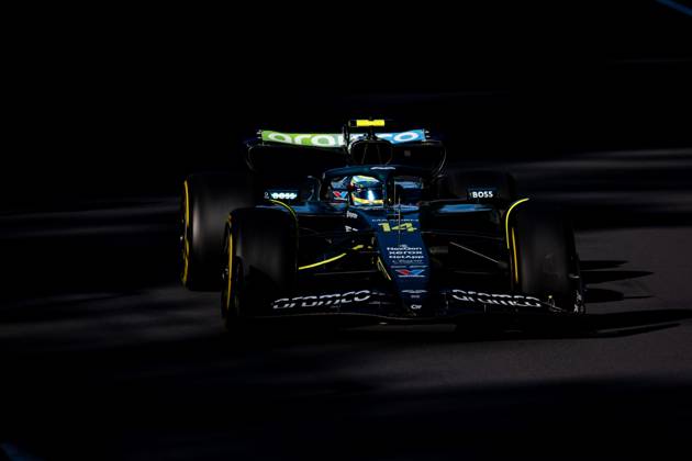 F1 - ITALIAN GRAND PRIX 2025 14 ALONSO Fernando (spa), Aston Martin F1 Team AMR24, action during the 2025 Formula 1 Pirelli Grand Premio d™Italia, 2025 Italian Grand Prix, 16th round of the 2025 FIA Formula One World Championship, WM, Weltmeisterschaft from September 5 to 7, 2025 on the Autodromo Nazionale Monza, in Monza, Italy - MonzaItaly Copyright: xALBERTOxVIMERCATIx