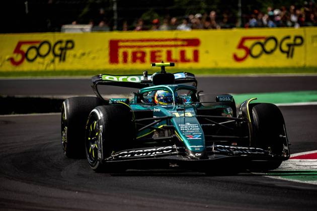 F1 - ITALIAN GRAND PRIX 2025 14 ALONSO Fernando (spa), Aston Martin F1 Team AMR24, action during the 2025 Formula 1 Pirelli Grand Premio d™Italia, 2025 Italian Grand Prix, 16th round of the 2025 FIA Formula One World Championship, WM, Weltmeisterschaft from September 5 to 7, 2025 on the Autodromo Nazionale Monza, in Monza, Italy - MonzaItaly Copyright: xALBERTOxVIMERCATIx