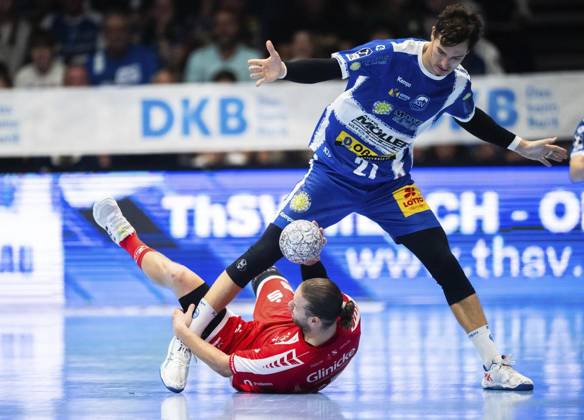 DAIKIN HBL HANDBALL MEN 1 BL 3 GAME DAY THSV EISENACH MT MELSUNGEN FOR EDITORIAL PURPOSES ONLY p 07 09 2025 Eisenach DAIKIN HBL Handball 1 Bundesliga Men Season 2025 2026 3 Matchday Werner Assmann Halle ThSV Eisenach MT Melsungen in photo Philipp Meyer 27 ThSV Eisenach in duel with Olle Forsell Schefvert 25 MT Melsungen Germany Thuringia Eisenach Copyright SaschaxFromm Copyright: SaschaxFromm doc82ahajj1d6qs8nj4bdl ,EDITORIAL USE ONLY Copyright: SaschaxFromm