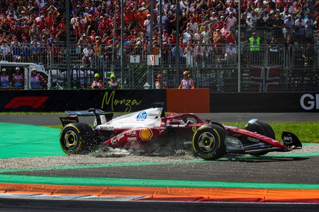 F1 - ITALIAN GRAND PRIX 2025 16 LECLERC Charles (mco), Scuderia Ferrari SF-25, action off track limit during the 2025 Formula 1 Pirelli Grand Premio d™Italia, 2025 Italian Grand Prix, 16th round of the 2025 FIA Formula One World Championship, WM, Weltmeisterschaft from September 5 to 7, 2025 on the Autodromo Nazionale Monza, in Monza, Italy - MonzaItaly  Copyright: xFLORENTxGOODENx