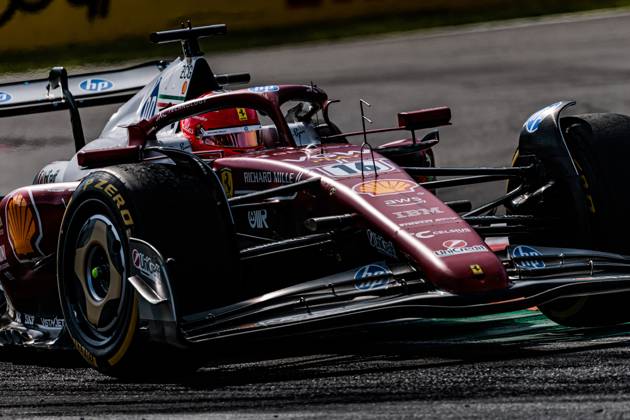 F1 - ITALIAN GRAND PRIX 2025 16 LECLERC Charles (mco), Scuderia Ferrari SF-25, action during the 2025 Formula 1 Pirelli Grand Premio d™Italia, 2025 Italian Grand Prix, 16th round of the 2025 FIA Formula One World Championship, WM, Weltmeisterschaft from September 5 to 7, 2025 on the Autodromo Nazionale Monza, in Monza, Italy - MonzaItaly  Copyright: xGERMAINxHAZARDx
