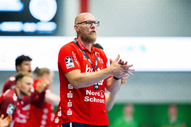 08 09 2025 Handball, 2025 2026, 1 Bundesliga, Matchday 3, GWD Minden SG Flensburg Handewitt Ales Pajovic Coach Flensburg