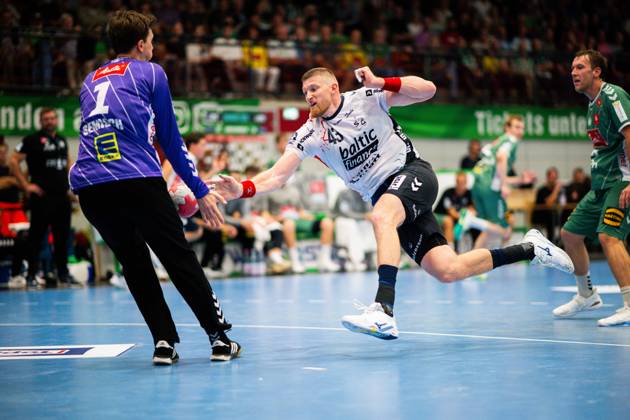 08 09 2025 Handball, 2025 2026, 1 Bundesliga, 3 Matchday, GWD Minden SG Flensburg Handewitt L R Malte Semisch Minden , Blaz Blagotinsek Flensburg