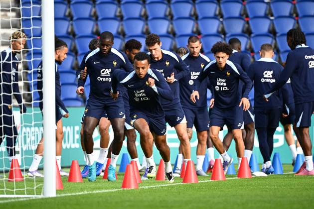 Football, World Cup qualifiers, France national team, Training