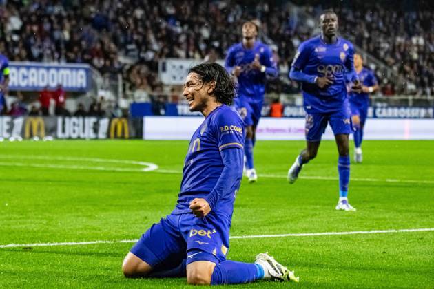 FOOTBALL : AJ Auxerre vs AS Monaco - Ligue 1 - JournÃ e 4 - 13 09 2025 Joie des joueurs de l™AS Monaco aprÃ s le but de Takumi Minamino (AS Monaco) AuxerreFrance  Copyright: xBaptistexAutissierx