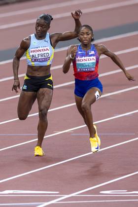Day 2 - World Athletics Championships Tokyo 2025 Melissa Jefferson-Wooden (R) of the United States and Julien Alfred of Saint Lucia compete in the women s 100-meter final at the World Athletics Championships at the National Stadium in Tokyo on Sept. 14, 2025 Tokyo Japan  Copyright: xAndrzejxIwanczukx originalFilename:iwanczuk-day2worl250915_npKdJ