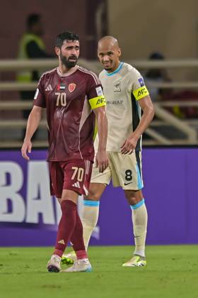 Al-Ittihad v Al-Wehda - AFC Champions League ABU DHABI, UNITED ARAB EMIRATES - SEPTEMBER 15: Omar Khribin (L) of Al-Wehda in action during the Asian Champions League (AFC) match between Al-Ittihad and Al-Wehda at the Al Nahyan Stadium in Abu Dhabi, United Arab Emirates, on September 15, 2025. Waleed Zein Anadolu Abu Dhabi United Arab Emirates. Editorial use only. Please get in touch for any other usage.  Copyright: x2025xAnadoluxWaleedxZeinx