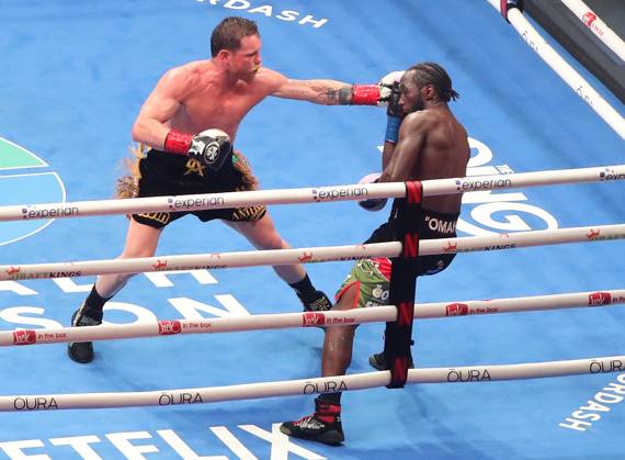 September 13 2025,Las Vegas,Nevadas,Nevada,Canelo,Saul Alvarez,Knospe,Bud,Terence Crawford Las Vegas Nevada USA Copyright: xTomxHoganx-xHoganphotos.comx916x947x8354xtomhoganphotos@gmail.comx CaneloCrawforfFightNight_Hoganphotos1672