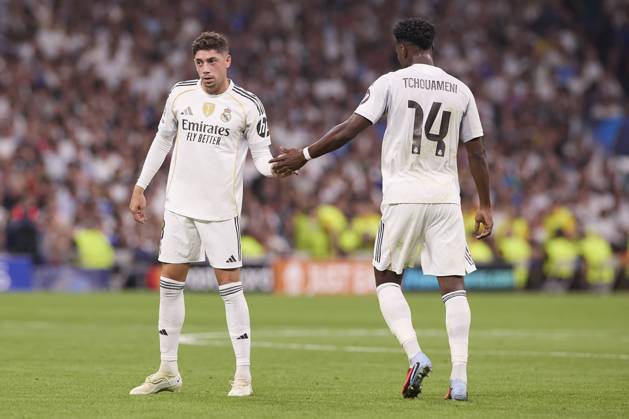 Real Madrid CF vs Olympique de Marseille - 16 Sep 2025 Federico Valverde (L) of Real Madrid CF and Aurelien Tchouameni (R) of Real Madrid CF are seen in action during the UEFA Champions League 2025 2026 first round day 1 football match between Real Madrid CF and Olympique de Marseille at Santiago Bernabeu Stadium. Final score: Real Madrid CF 2 : 1 Olympique de Marseille Madrid Spain Copyright: xFedericoxTitonex xSOPAxImagesx FTITONE_029