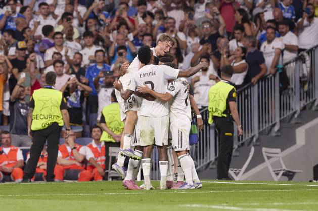 Real Madrid CF vs Olympique de Marseille - 16 Sep 2025 Real Madrid CF players celebrate a goal during the UEFA Champions League 2025 2026 first round day 1 football match between Real Madrid CF and Olympique de Marseille at Santiago Bernabeu Stadium. Final score: Real Madrid CF 2 : 1 Olympique de Marseille Madrid Spain Copyright: xFedericoxTitonex xSOPAxImagesx FTITONE_043