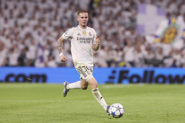 Real Madrid CF vs Olympique de Marseille - 16 Sep 2025 Franco Mastantuono of Real Madrid CF is seen in action during the UEFA Champions League 2025 2026 first round day 1 football match between Real Madrid CF and Olympique de Marseille at Santiago Bernabeu Stadium. Final score: Real Madrid CF 2 : 1 Olympique de Marseille Madrid Spain Copyright: xFedericoxTitonex xSOPAxImagesx FTITONE_027