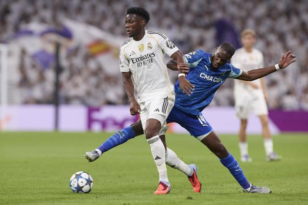 Real Madrid CF vs Olympique de Marseille - 16 Sep 2025 Aurelien Tchouameni (L) of Real Madrid CF and Geoffrey Kondogbia (R) of Olympique de Marseille are seen in action during the UEFA Champions League 2025 2026 first round day 1 football match between Real Madrid CF and Olympique de Marseille at Santiago Bernabeu Stadium. Final score: Real Madrid CF 2 : 1 Olympique de Marseille Madrid Spain Copyright: xFedericoxTitonex xSOPAxImagesx FTITONE_023