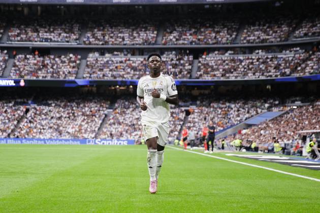 LA LIGA EA Sports - Real Madrid vs Espanyol MADRID, SPAIN - September 20: Vinicius Jr of Real Madrid reacts to a missed opportunity during the La Liga 2025 26 match between Real Madrid and Espanyol at Santiago Bernabeu Stadium. (Photo by Guillermo Martinez) Madrid Santiago Bernabeu Stadium Spain Copyright: xGuillermoxMartinezx