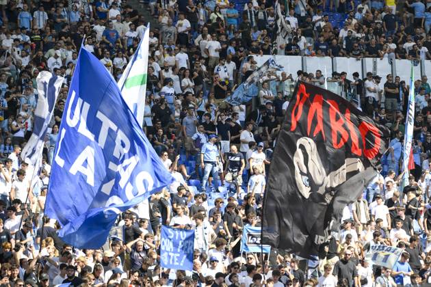 Lazio supporter during the Serie A Enilive soccer match between SS Lazio and AS Roma at the Rome s Olympic stadium, Italy - Sunday, September 21, 2025. - Soccer. Copyright: xFabrizioxCorradetti LaPressex