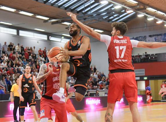 Basketball, BBL Cup, Giessen 46ers - SC Rasta Vechta