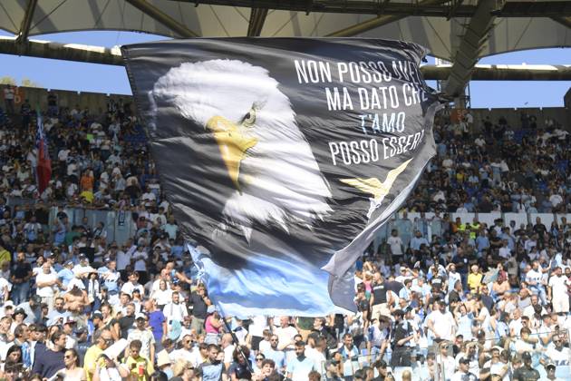 Lazio supporter during the Serie A Enilive soccer match between SS Lazio and AS Roma at the Rome s Olympic stadium, Italy - Sunday, September 21, 2025. - Soccer. Copyright: xFabrizioxCorradetti LaPressex