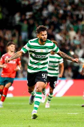 Sporting CP v Moreirense FC - Liga Portugal BetClic 2025 2026 Ponta de lanca colombiano do Sporting CP Luis Suarez 97 durante a partida entre Sporting CP v Moreirense FC, valida pela Liga Portugal BetClic 2025 2026 no Estadio Jose Alvalade, Portugal (Foto de Diogo Faria Reis Avant Sports) Lisboa Estadio Jose Alvalade Portugal Copyright: xDiogoxFariaxReis AvantxSportsx