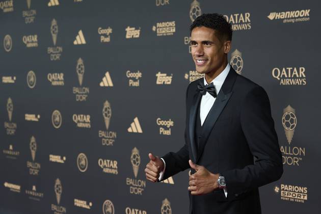 69th Ballon D Or Photocall At Theatre Du Chatelet In Paris PARIS, FRANCE - SEPTEMBER 22: Rafael Varane attends the 69th Ballon D Or Photocall at Theatre Du Chatelet on September 22, 2025 in Paris, France. Paris France  Copyright: xJosexBretonx originalFilename:bretonhernandez-69thball250922_npgLE